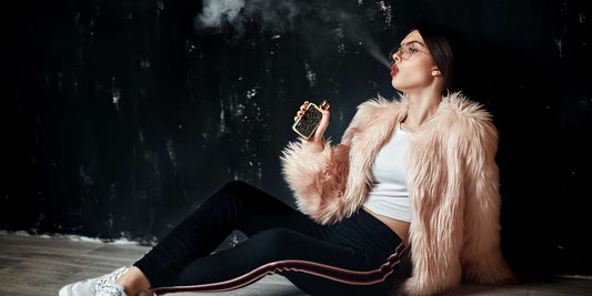 Why Glass Hand Pipes Are Still the King of Smoking Accessories